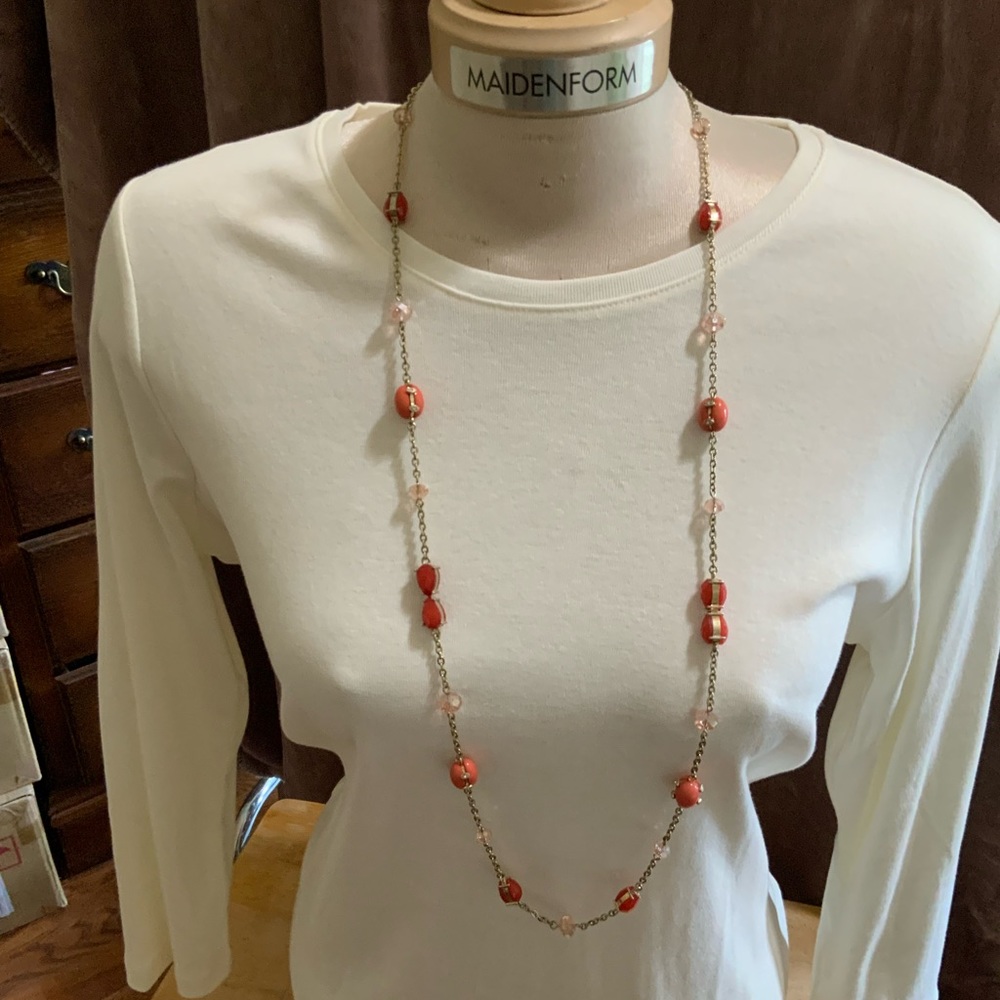 Whbm salmon and pink faceted stone necklace with faux gold chain